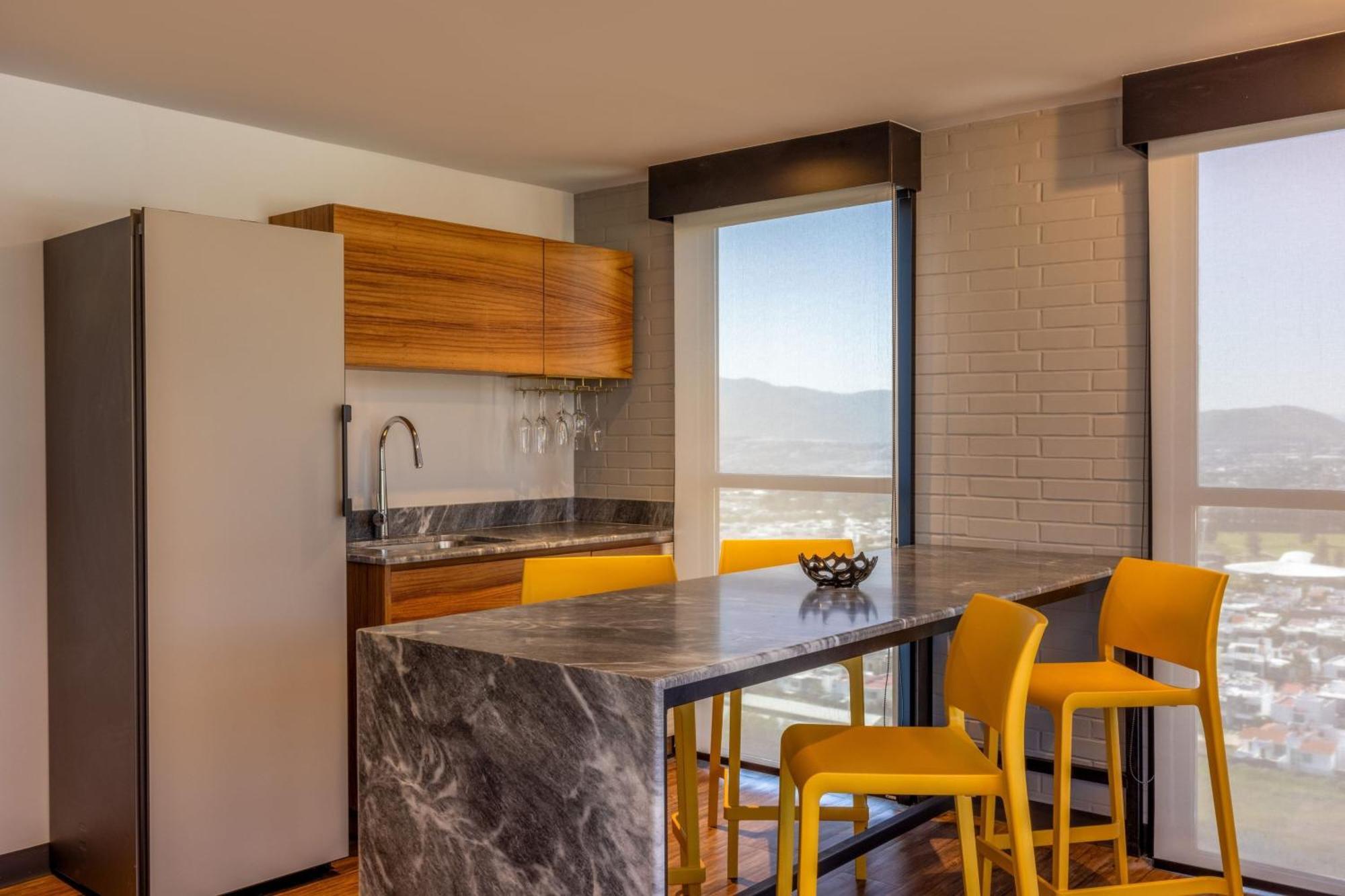 Aloft Guadalajara Sur Hotell Santa Anita  Eksteriør bilde