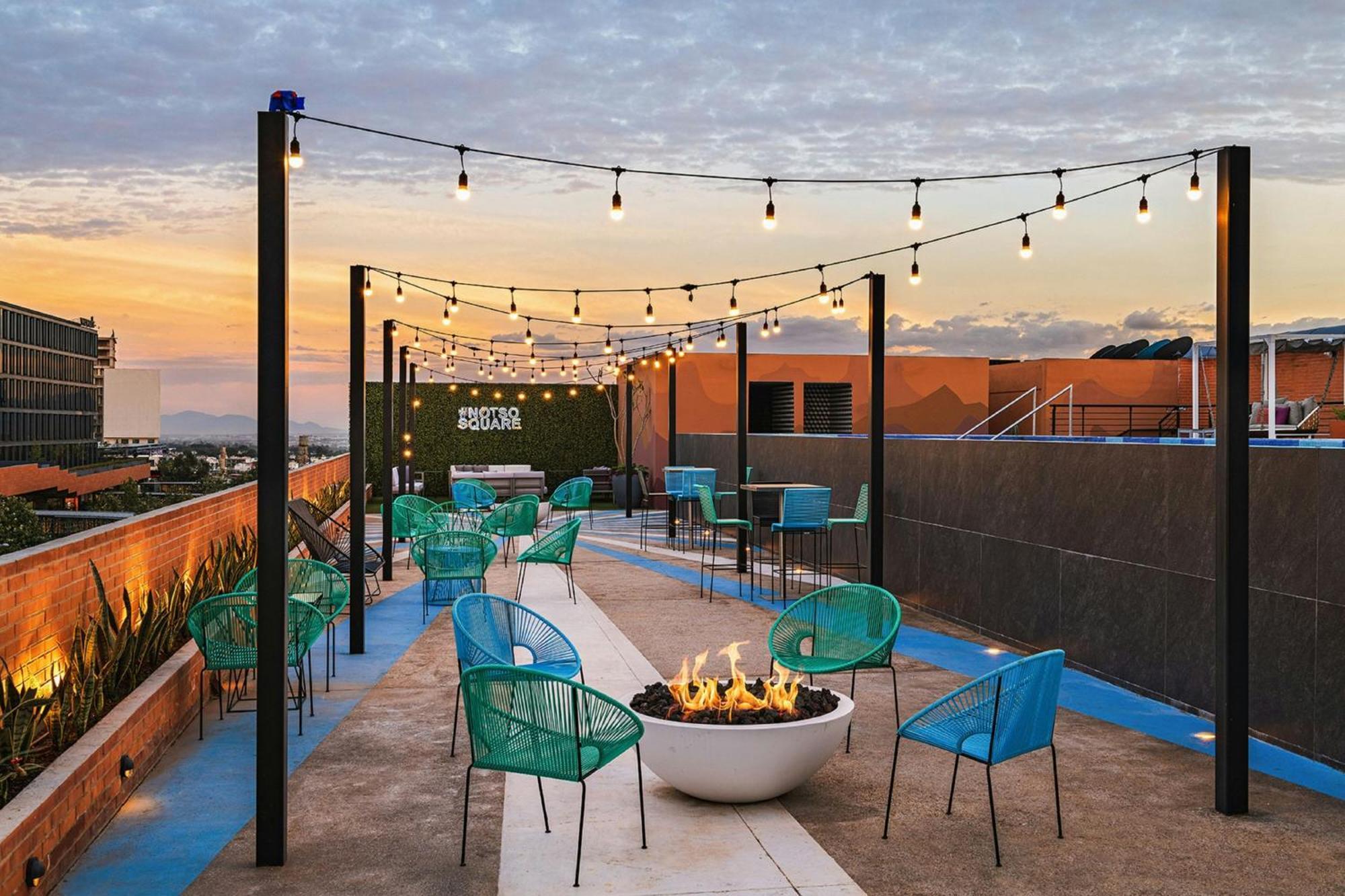 Aloft Guadalajara Sur Hotell Santa Anita  Eksteriør bilde